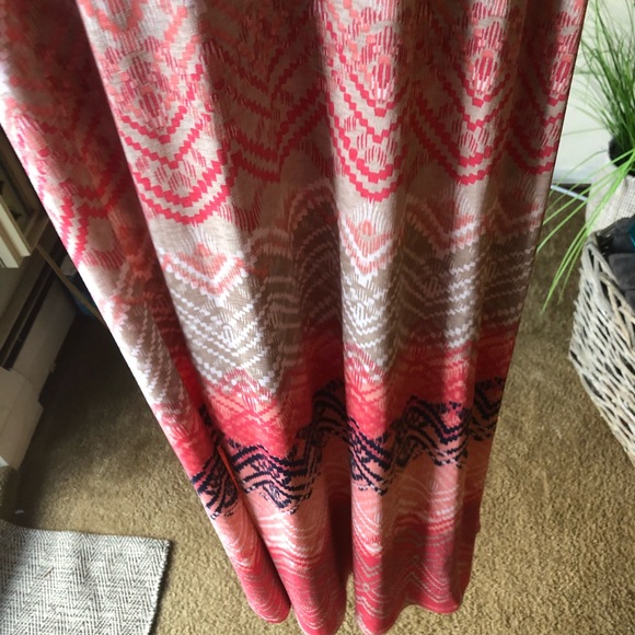 Waist Cinching Maxi Dress - Picture 4 of 6